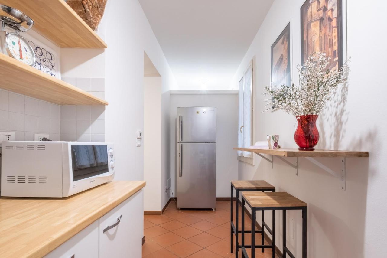 Lo Scrigno Delle 2 Torri! Nel Cuore Del Centro, Vicino A Via Rizzoli Bolonia Exterior foto